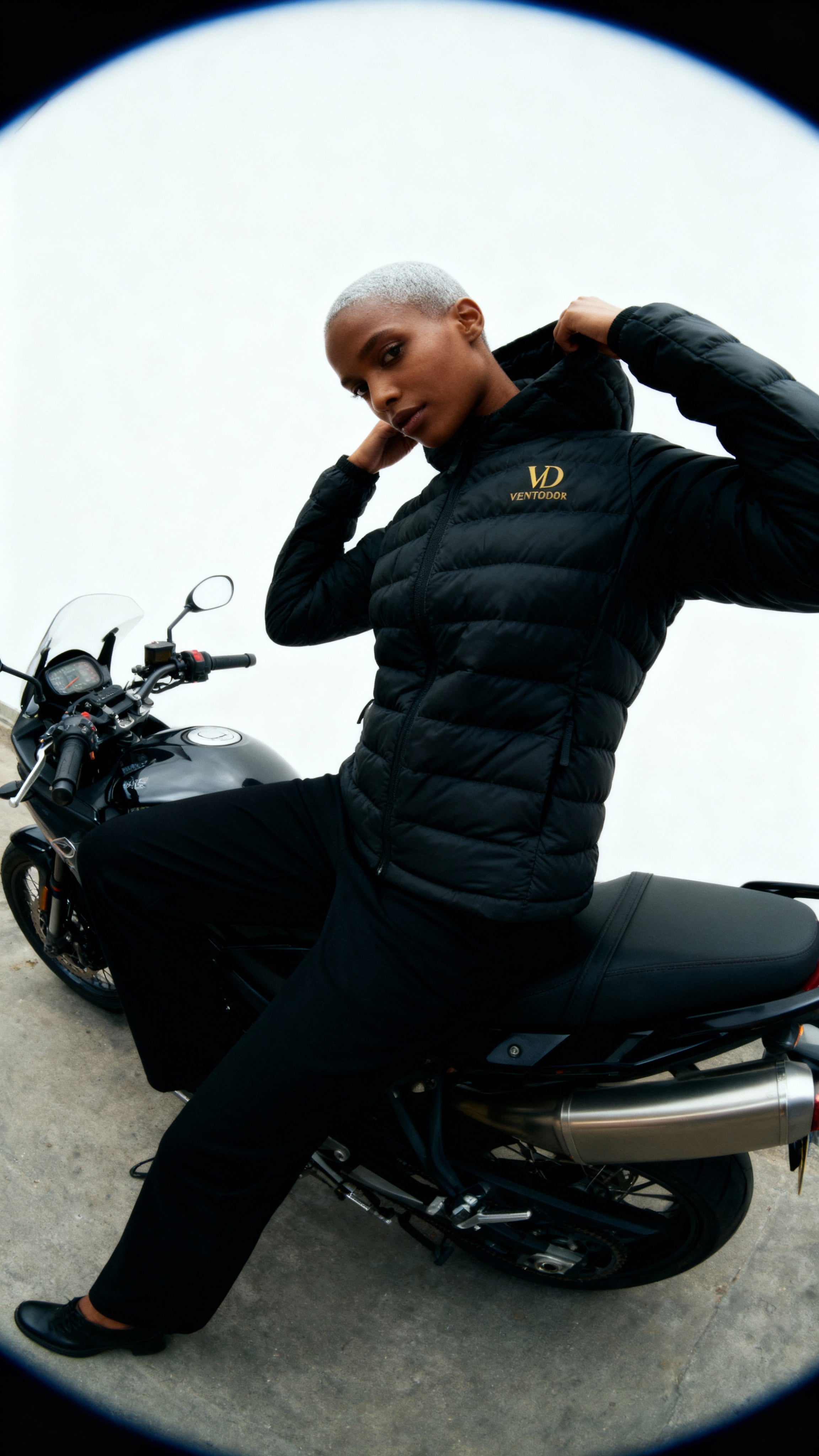 VENTODOR “Urban Motion” Puffer Jacket – Black & Gold Edition <<STJW191>>